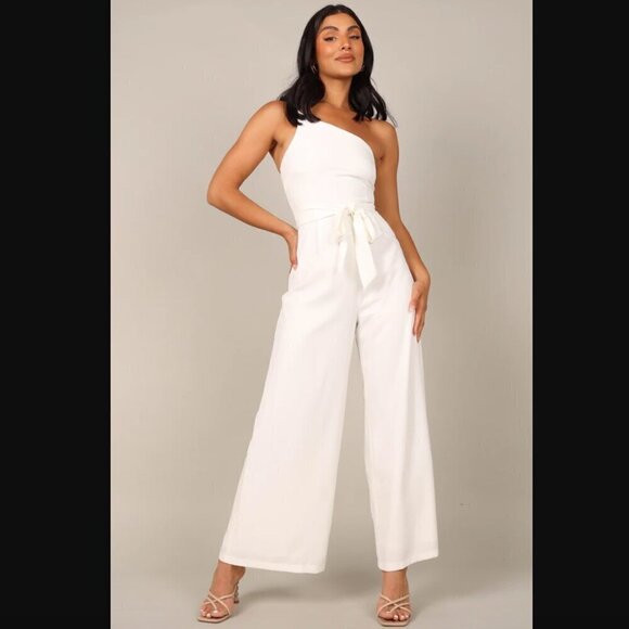Petal & Pup Leyton White One Shoulder Wide Leg Belted Jumpsuit 4 - Picture 12 of 16